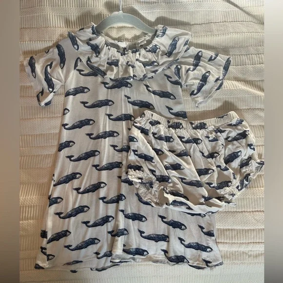 Kate Quinn Navy Whale Print Mommy and Me Dresses - Picture 4 of 4